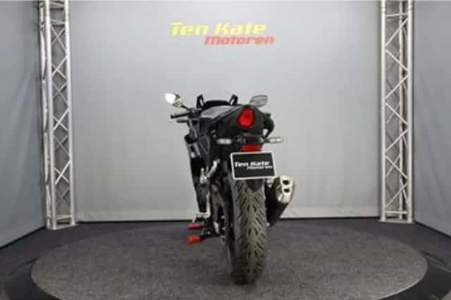 Honda CBR500R (2026) thumbnail 6