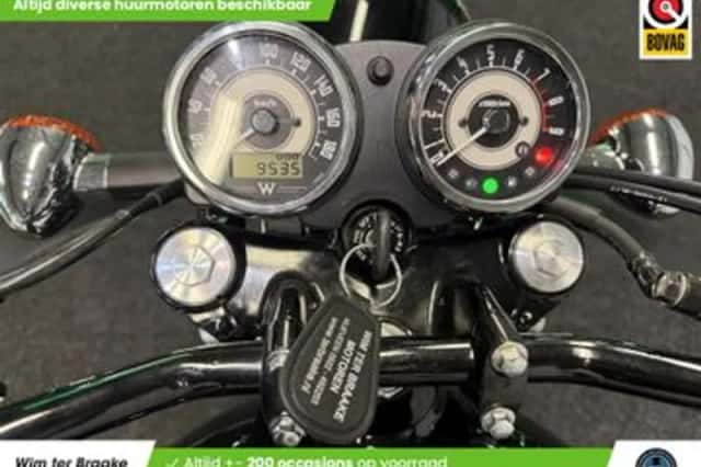 Kawasaki W800 (2014) thumbnail 2