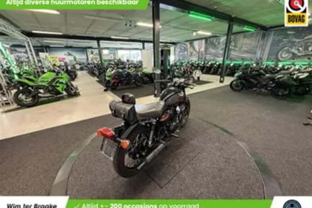 Kawasaki W800 (2014) thumbnail 3