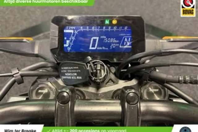 Honda CB125R (2018) thumbnail 2