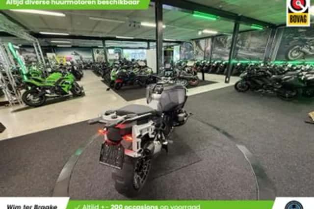 BMW R 1300 GS Adventure (2024) thumbnail 3