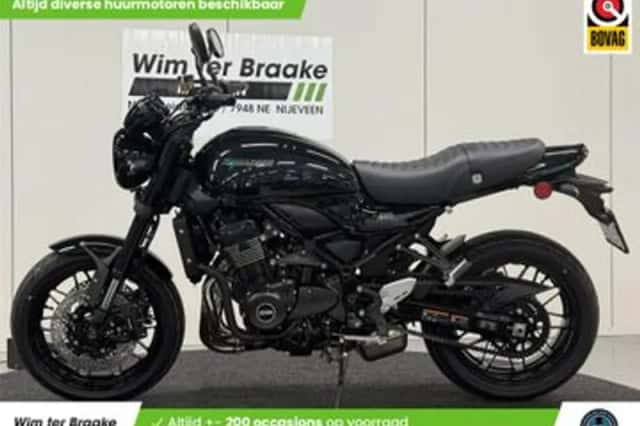 Kawasaki Z900RS (2026) thumbnail 1