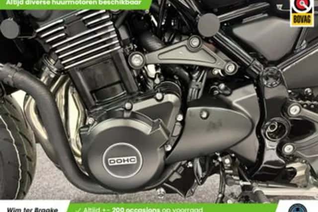 Kawasaki Z900RS (2026) thumbnail 6