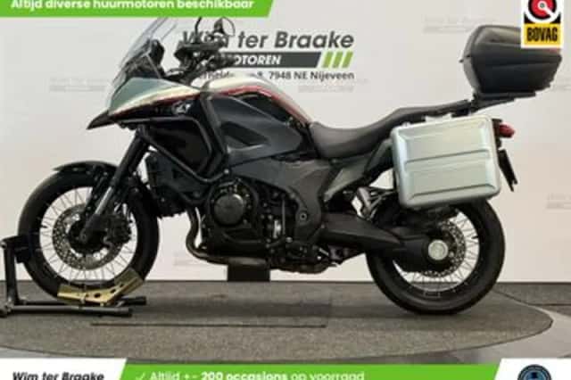 Honda VFR 1200 X Crosstourer (2015) thumbnail 4