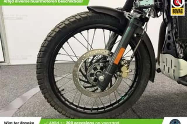 Royal Enfield Himalayan 410 (2020) thumbnail 5