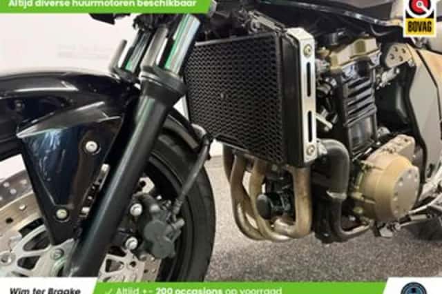 Kawasaki Z750 (2004) thumbnail 6