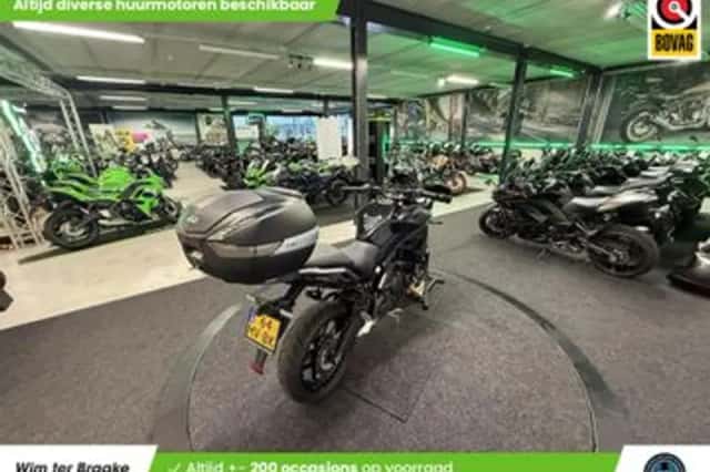 Kawasaki Versys 650 (2022) thumbnail 3