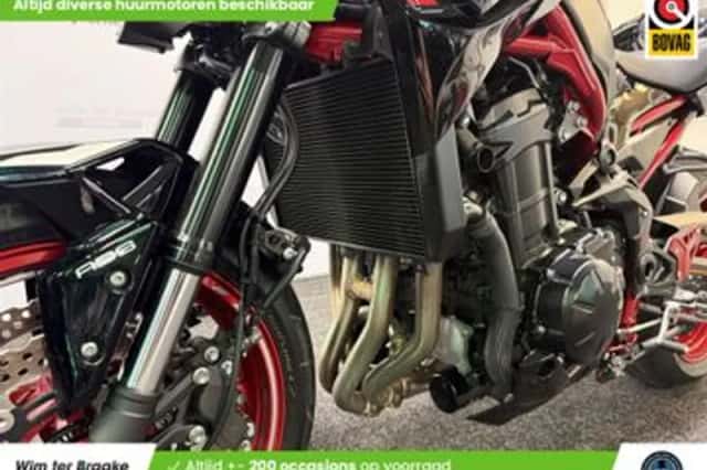 Kawasaki Z900 (2024) thumbnail 6