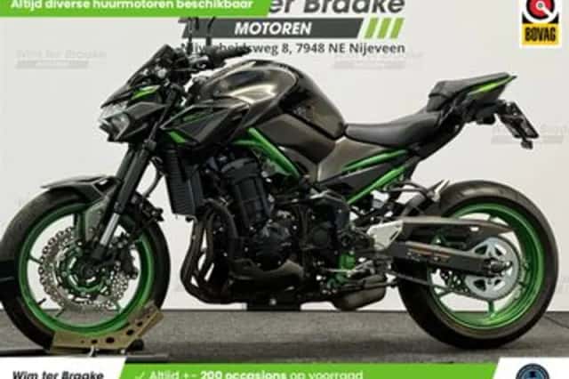 Kawasaki Z900 (2024) thumbnail 1