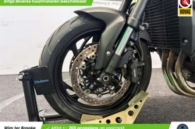 Honda CB1000R (2011) thumbnail 5