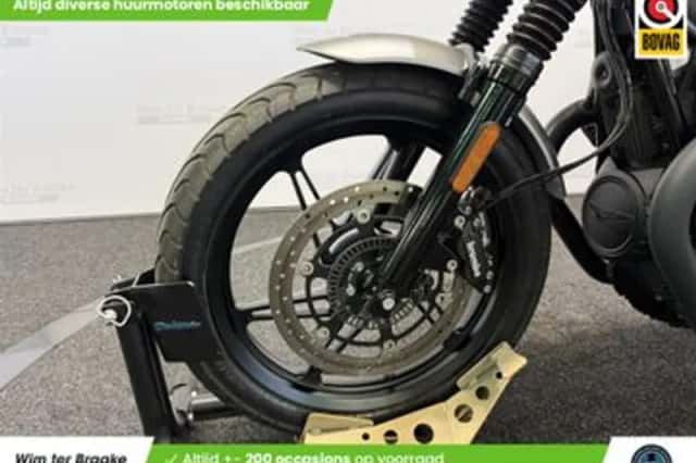Moto Guzzi V7 850 (2023) thumbnail 5