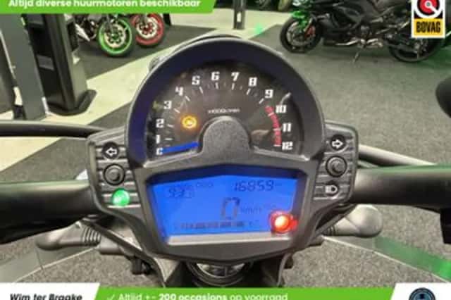 Kawasaki Vulcan S (2015) thumbnail 2