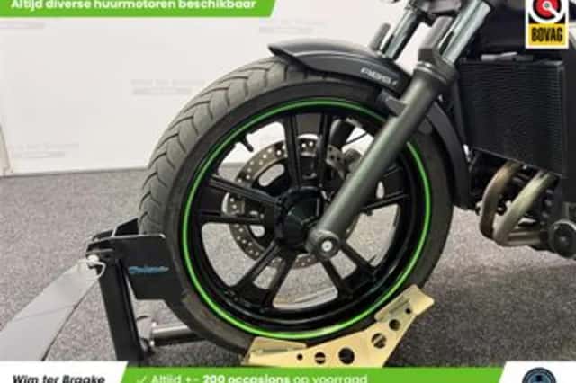 Kawasaki Vulcan S (2015) thumbnail 5