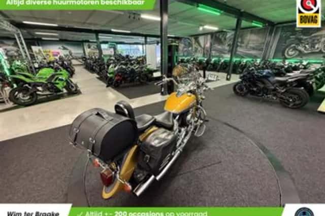 Yamaha XVS650 A (2001) thumbnail 3