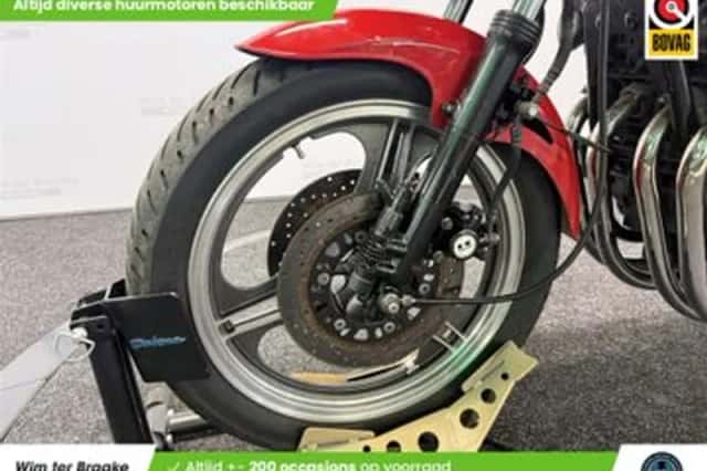 Kawasaki GPZ 400 (1996) thumbnail 5