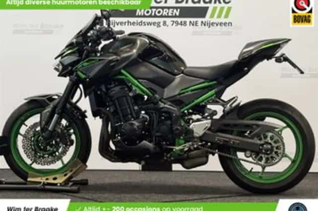 Kawasaki Z900 (2024) thumbnail 4