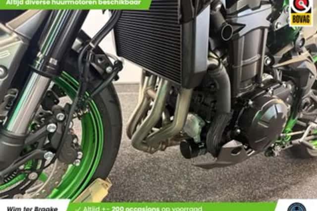 Kawasaki Z900 (2024) thumbnail 6