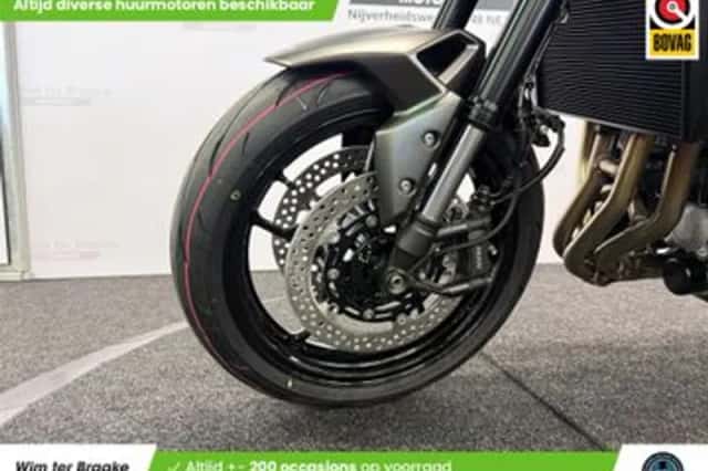 Kawasaki Z900 (2026) thumbnail 5