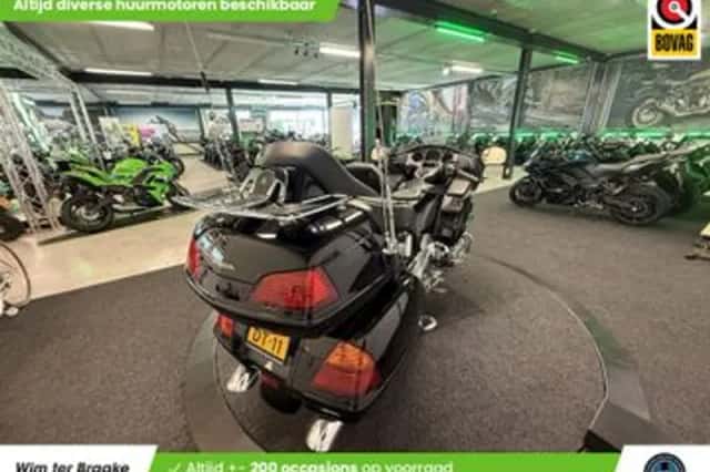 Honda GL 1800 Goldwing (2005) thumbnail 3