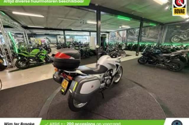 Honda XL 650V Transalp (2001) thumbnail 3