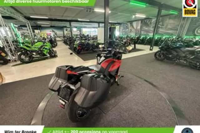 Kawasaki Ninja 1000SX (2024) thumbnail 3