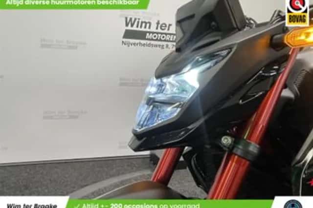 Honda CB 750 Hornet (2023) thumbnail 5