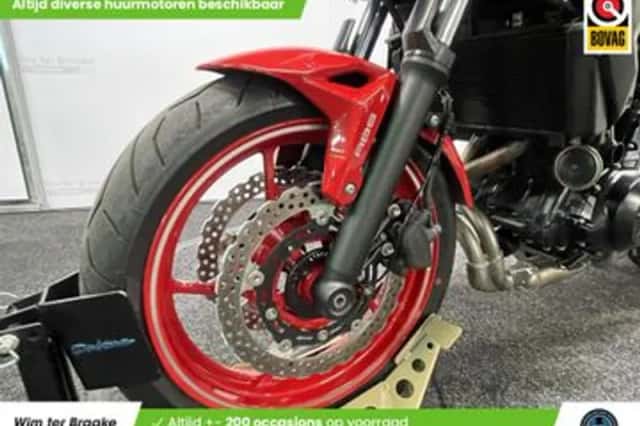 Kawasaki Z650 (2022) thumbnail 4