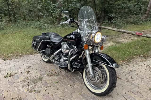 Harley-Davidson Road King (2002) thumbnail 2