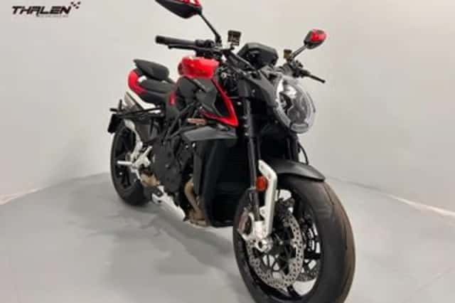MV Agusta Brutale 1000RS (2025) thumbnail 4