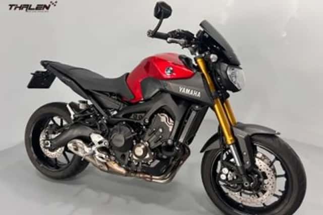 Yamaha MT-09 (2016) thumbnail 2