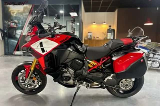 Ducati Multistrada V4 Pikes Peak (2022) thumbnail 2