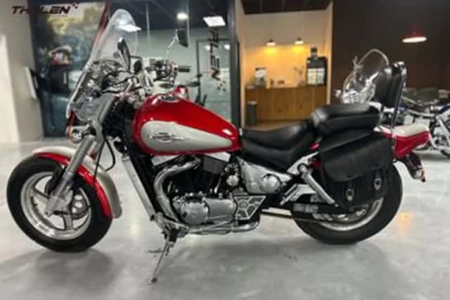 Suzuki VZ 800 Marauder (1997) thumbnail 2