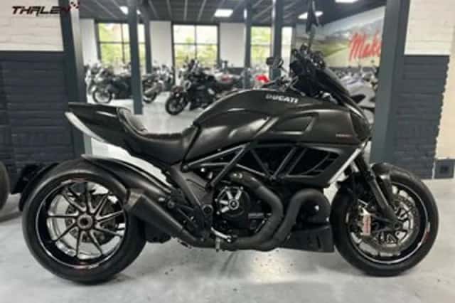 Ducati Diavel (2012) thumbnail 1