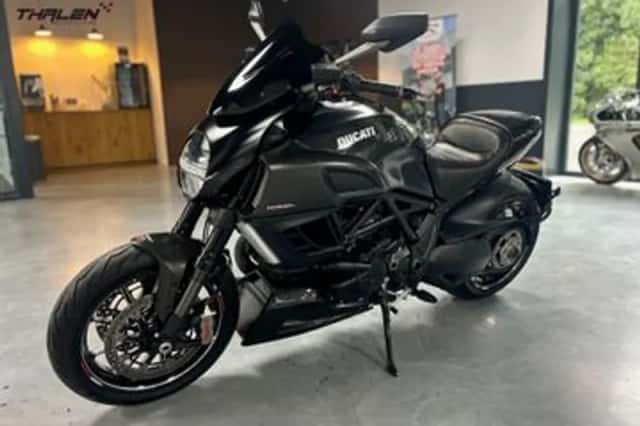 Ducati Diavel (2012) thumbnail 5