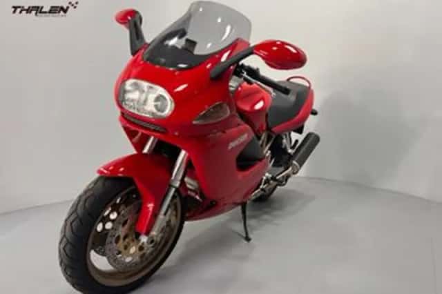 Ducati ST 4 (1999) thumbnail 5