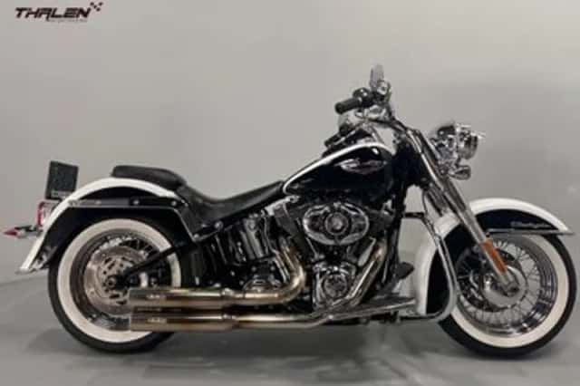 Harley-Davidson Softail Deluxe (2012) thumbnail 1