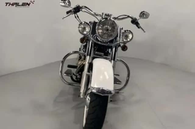 Harley-Davidson Softail Deluxe (2012) thumbnail 4