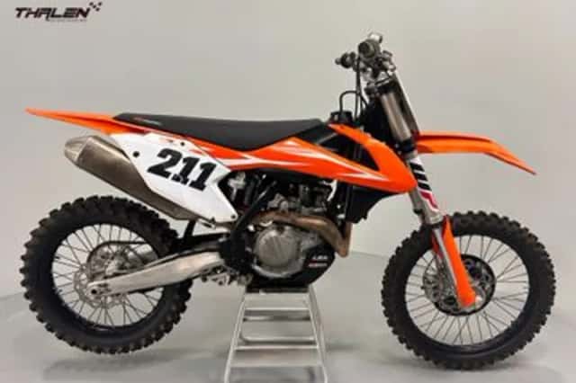KTM 450 SX-F (2017) thumbnail 1