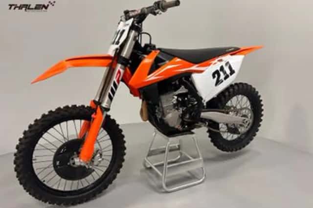 KTM 450 SX-F (2017) thumbnail 5