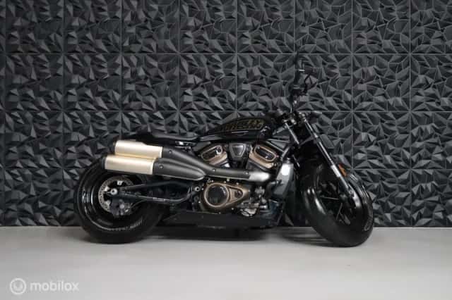 Harley-Davidson Sportster S (2022) thumbnail 1