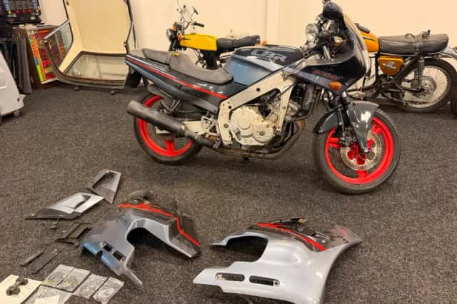 Honda CBR 400 (1987) thumbnail 1