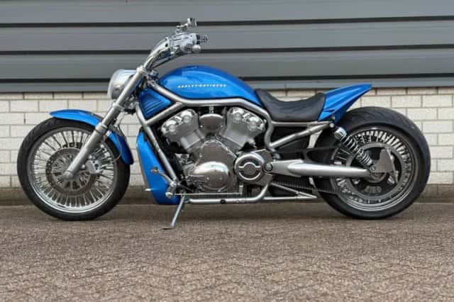 Harley-Davidson V-Rod (2004) thumbnail 4