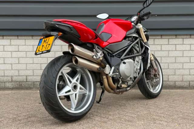 MV Agusta Brutale (2003) thumbnail 3