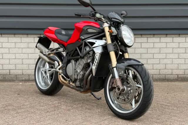 MV Agusta Brutale (2003) thumbnail 6