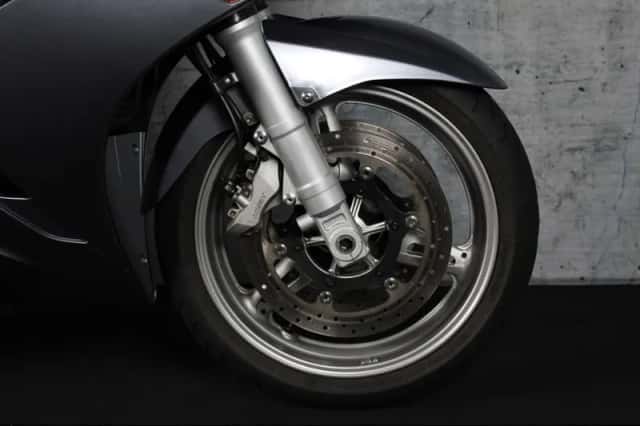Yamaha FJR 1300 A (2007) thumbnail 6