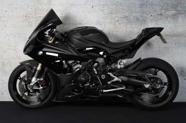 BMW S 1000 RR (2022) thumbnail 2