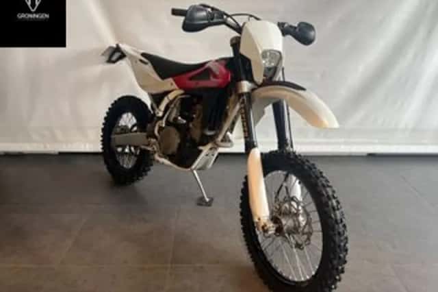 Husqvarna TE 450 (2009) thumbnail 2