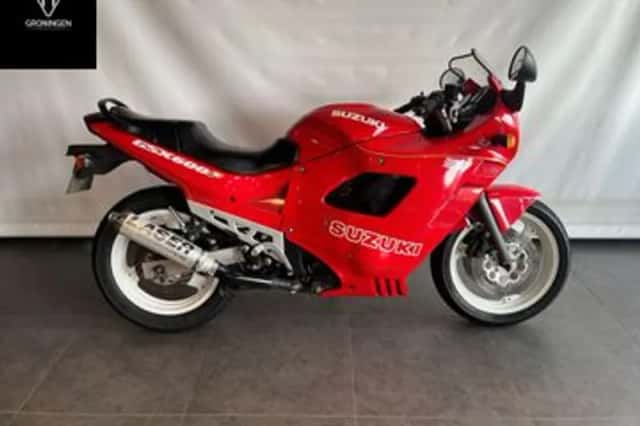 Suzuki GSX 600 (1991) thumbnail 1