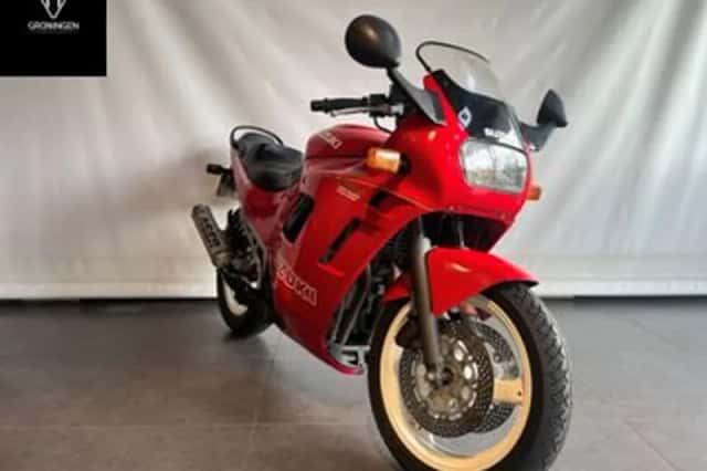 Suzuki GSX 600 (1991) thumbnail 2