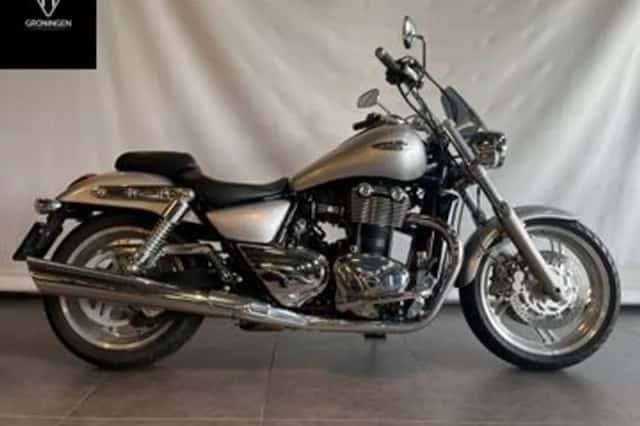 Triumph Thunderbird (2010) thumbnail 1